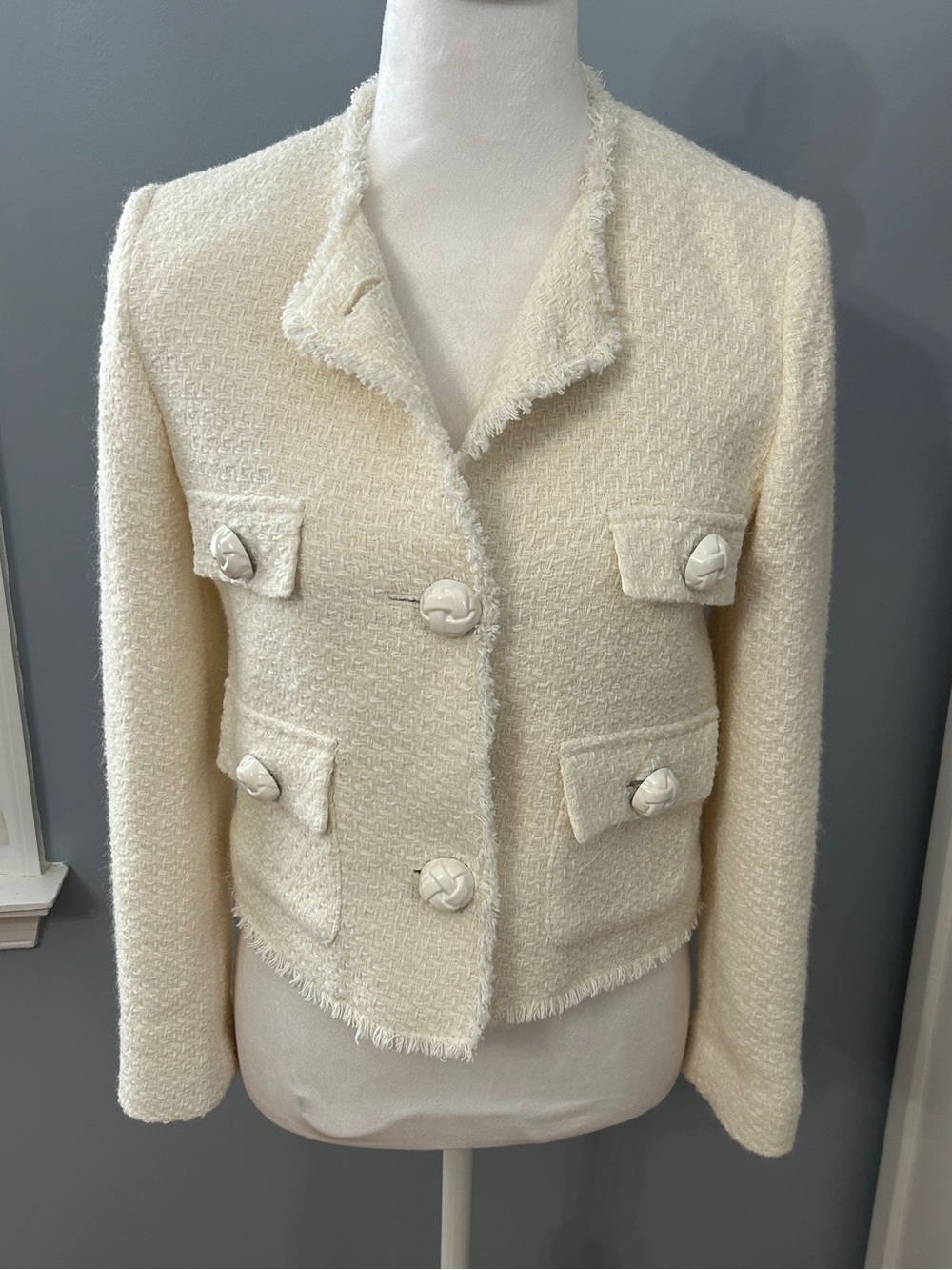 Mango (MNG) Size S Ivory Cream Tweed Blazer Jacket Fringe Trim NWT 103 Wintour